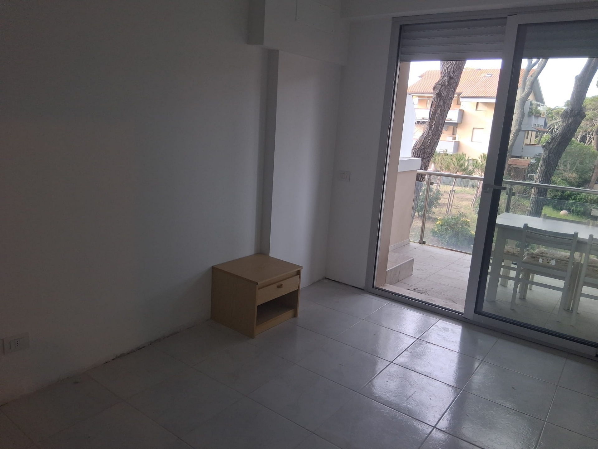 appartamento  bilocale con ampio terrazzo e posto auto — foto 10