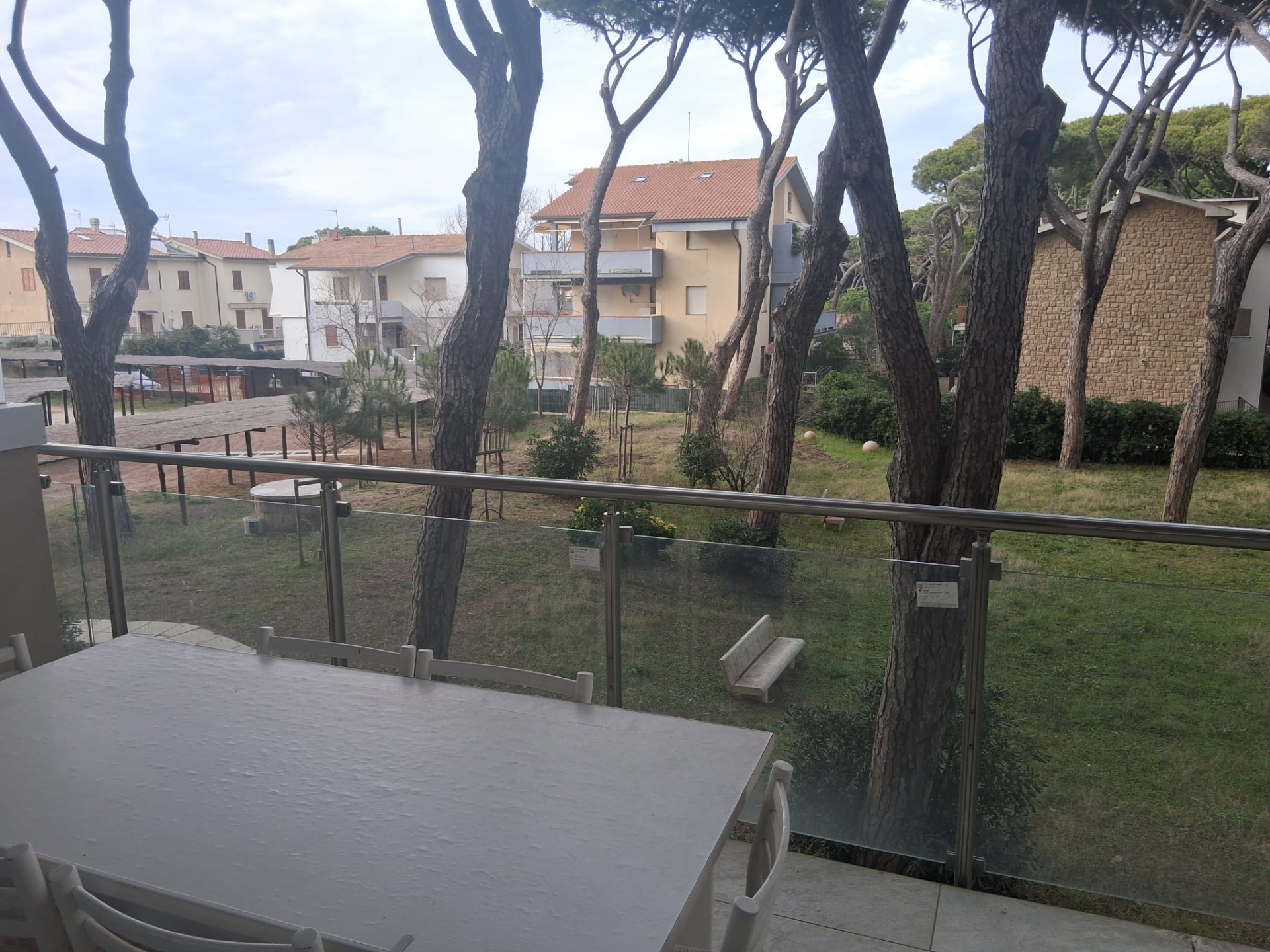 appartamento  bilocale con ampio terrazzo e posto auto — foto 9
